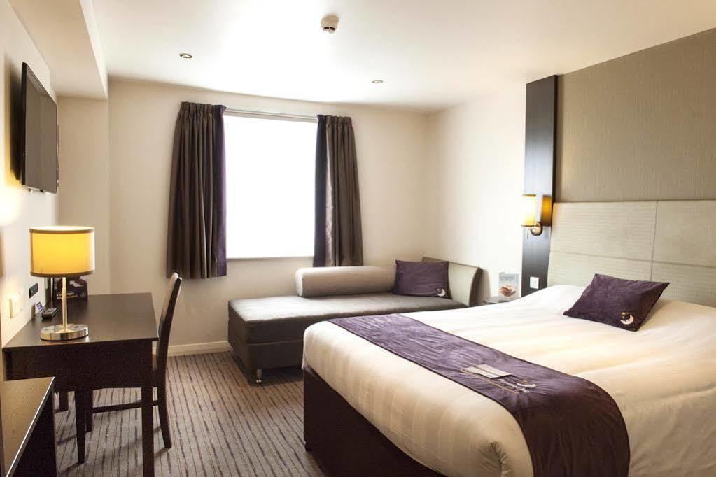 Premier Inn Hayle Eksteriør billede