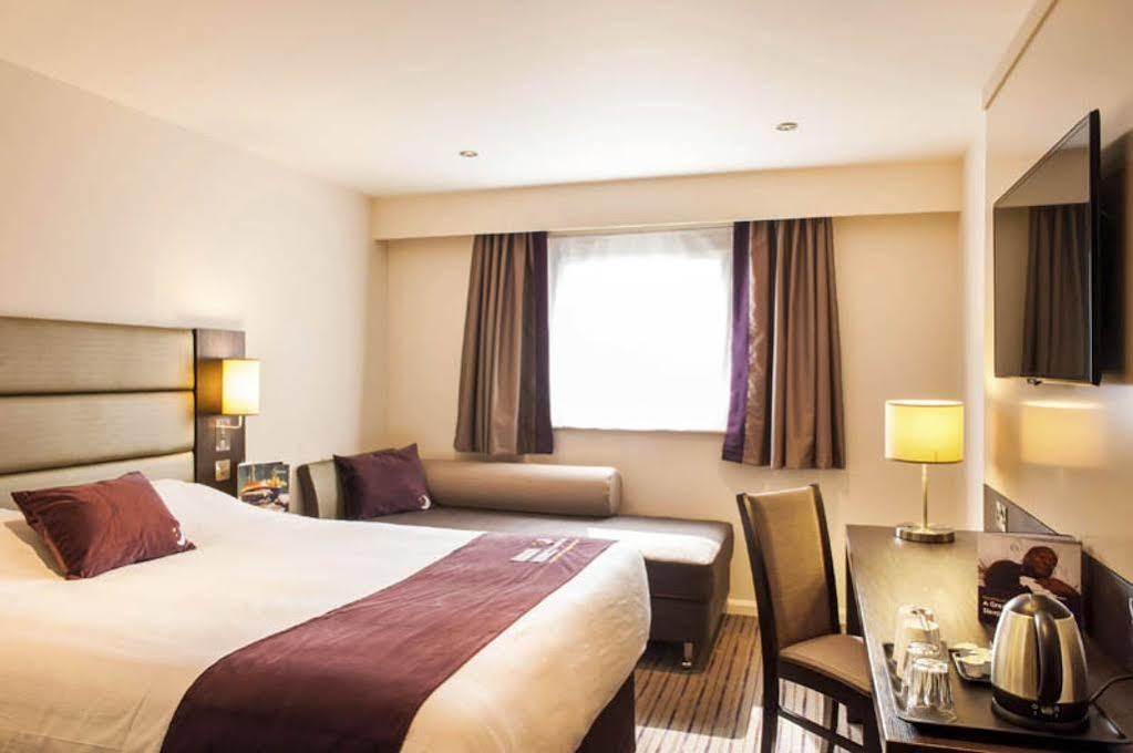 Premier Inn Hayle Eksteriør billede