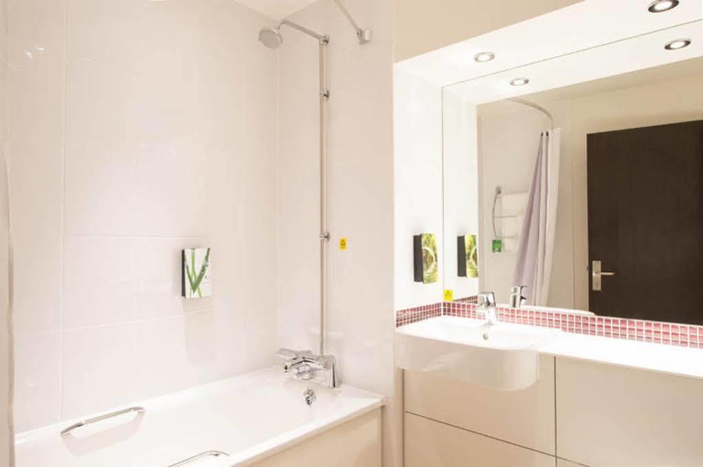 Premier Inn Hayle Eksteriør billede